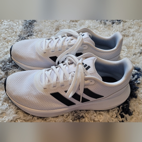 Adidas Running Shoes MENS Size 10 - Picture 1 of 9